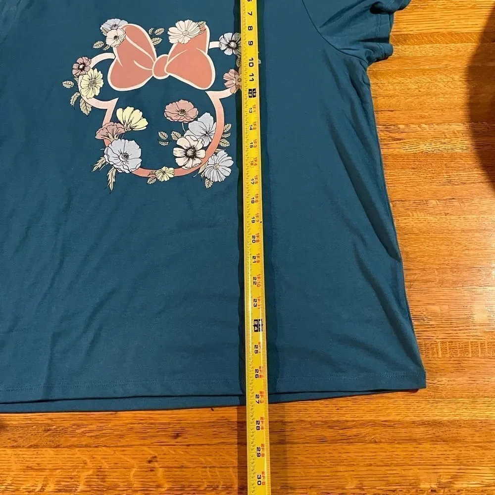 Disney Minnie Mouse Top size XL NWT - Picture 6 of 6